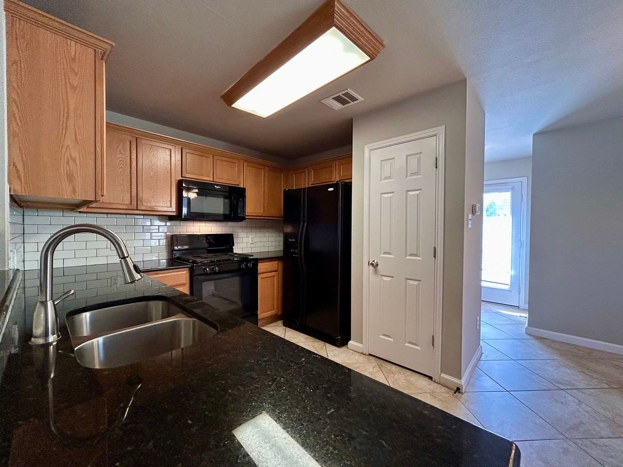 17920 Kenai Fjords Dr - Photo 6 of 26