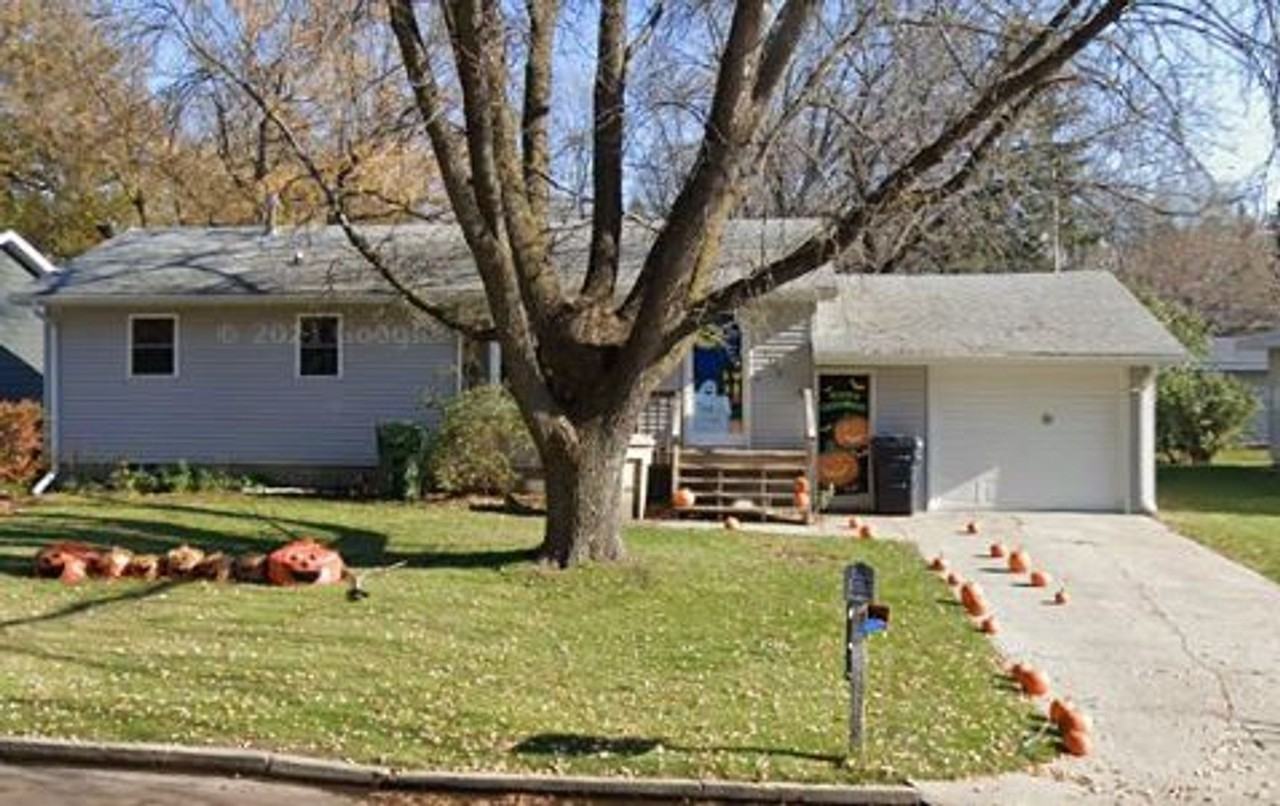 1312 N Broadway - Photo 2 of 18