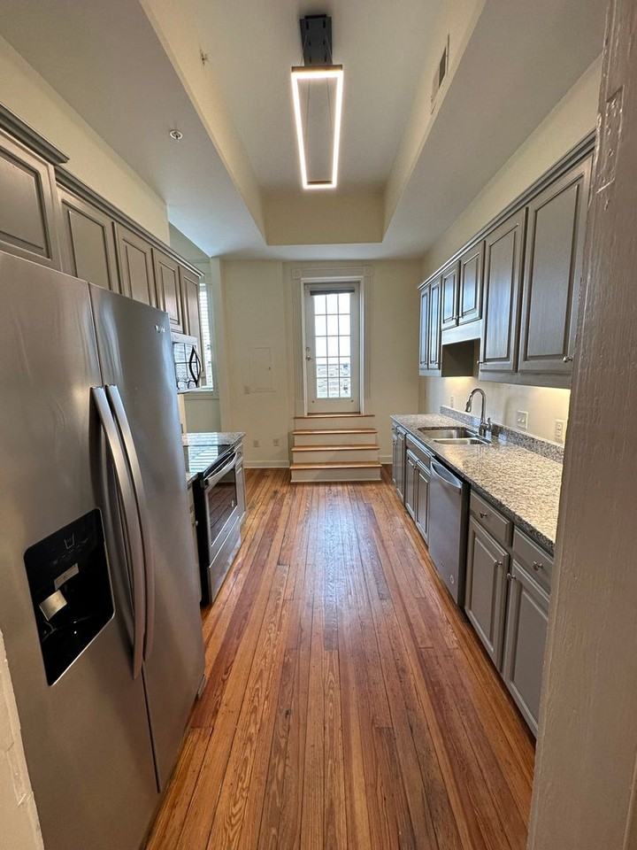 160A E Main St - Photo 5 of 18