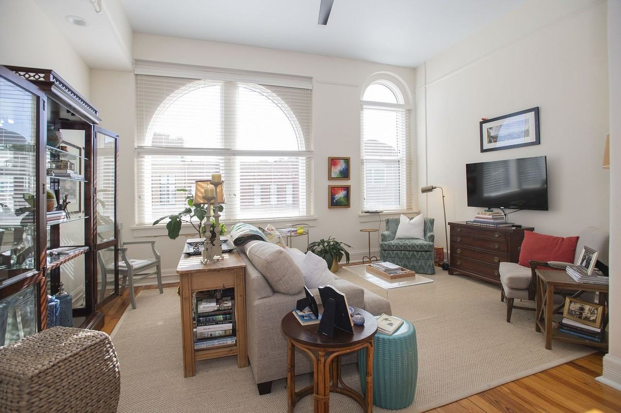 160A E Main St - Photo 6 of 18