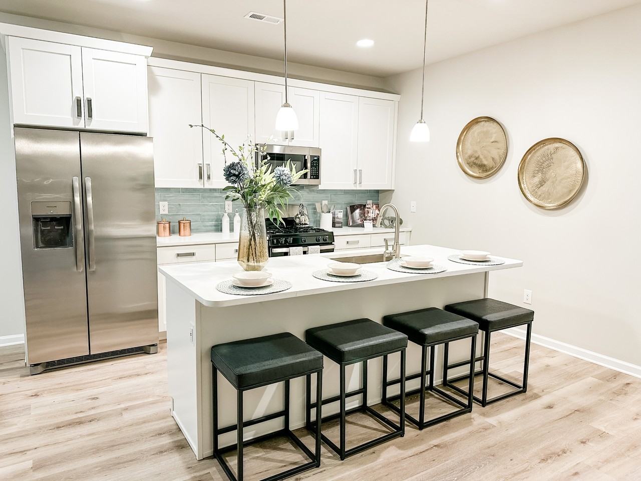 385 - The Retreat @ 385 Building 2 - Photo 2 of 14