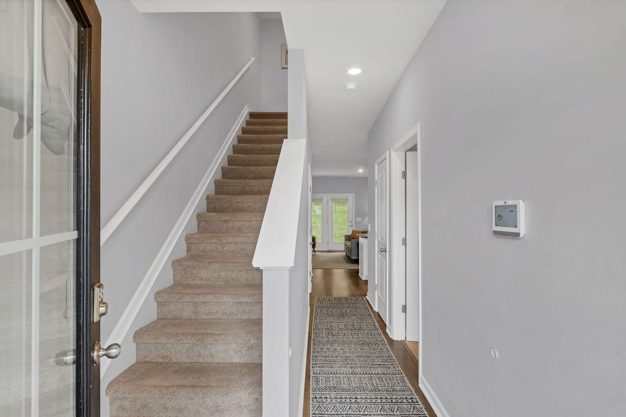 1234 Mason Dl - Photo 4 of 31