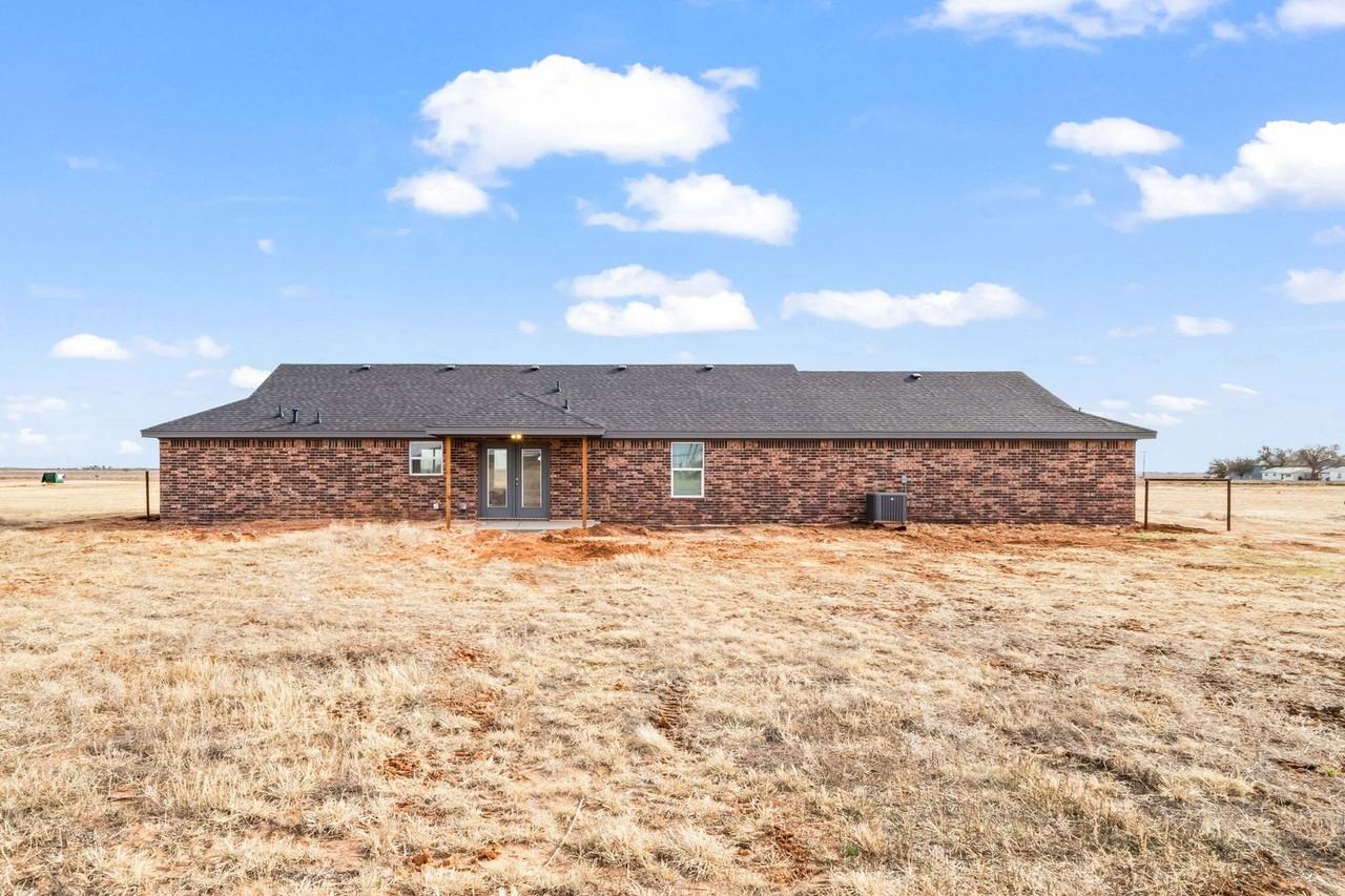 10309 N County Road 2800 #B - Photo 7 of 30