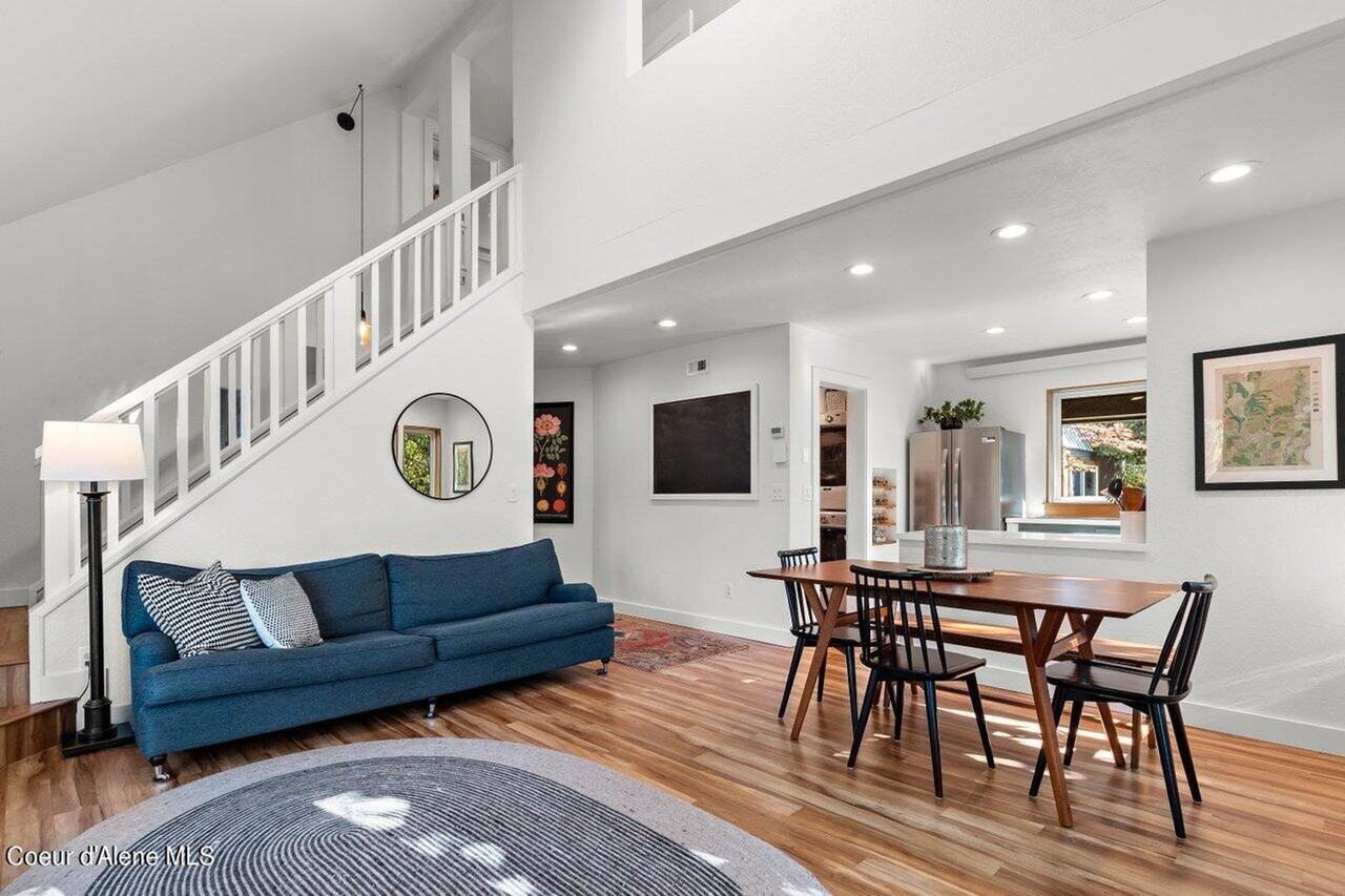 1010 N A St #1 - Photo 3 of 23