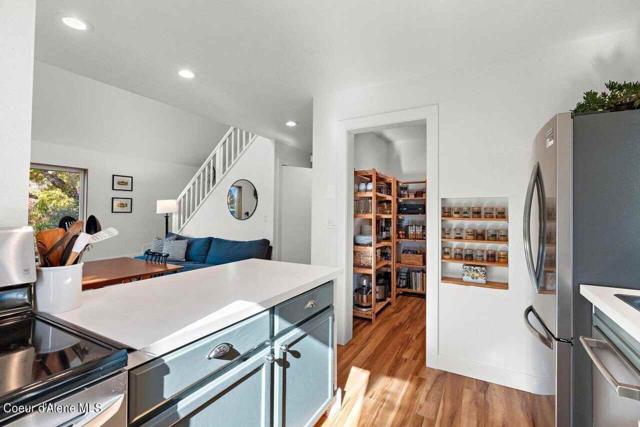 1010 N A St #1 - Photo 6 of 23