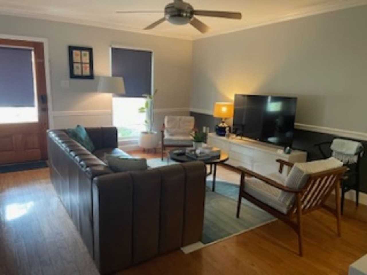 8455 Justin Ave - Photo 2 of 19