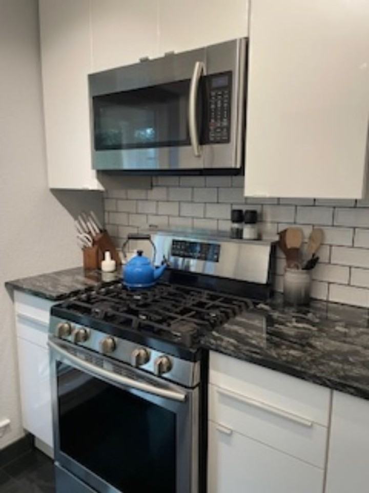 8455 Justin Ave - Photo 7 of 19