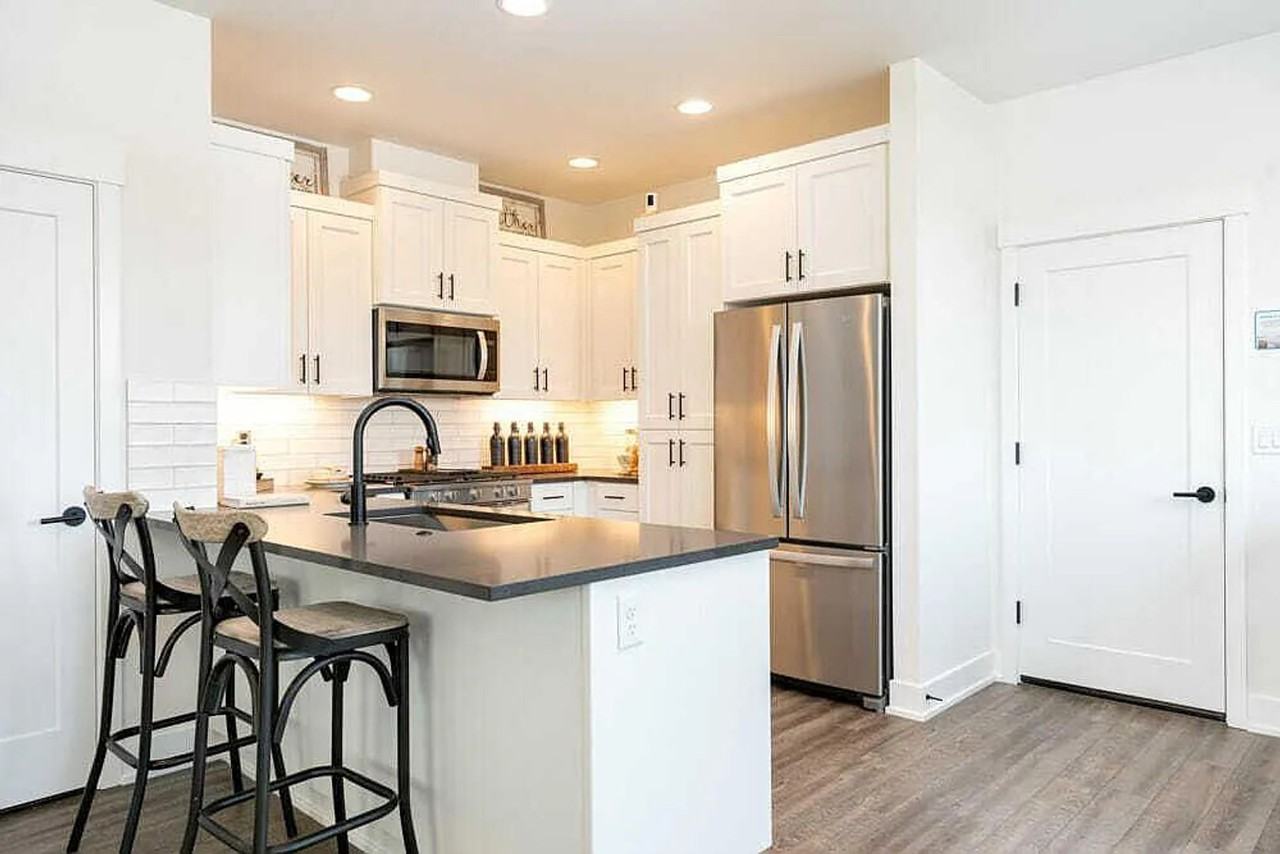 3062 Ne Terreo Pl - Photo 3 of 19