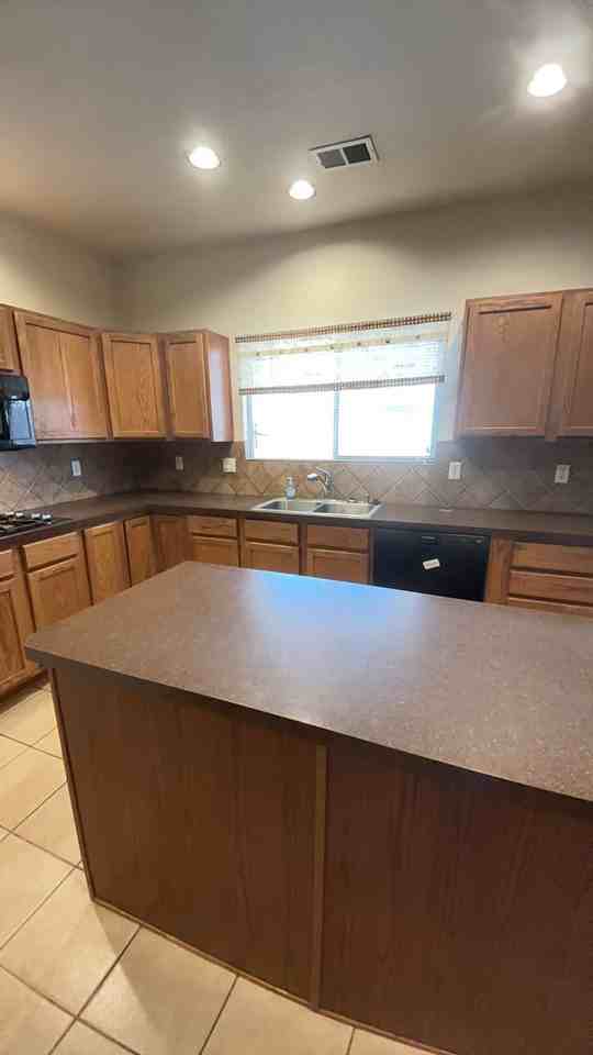 1514 Montiano Loop Se - Photo 2 of 6