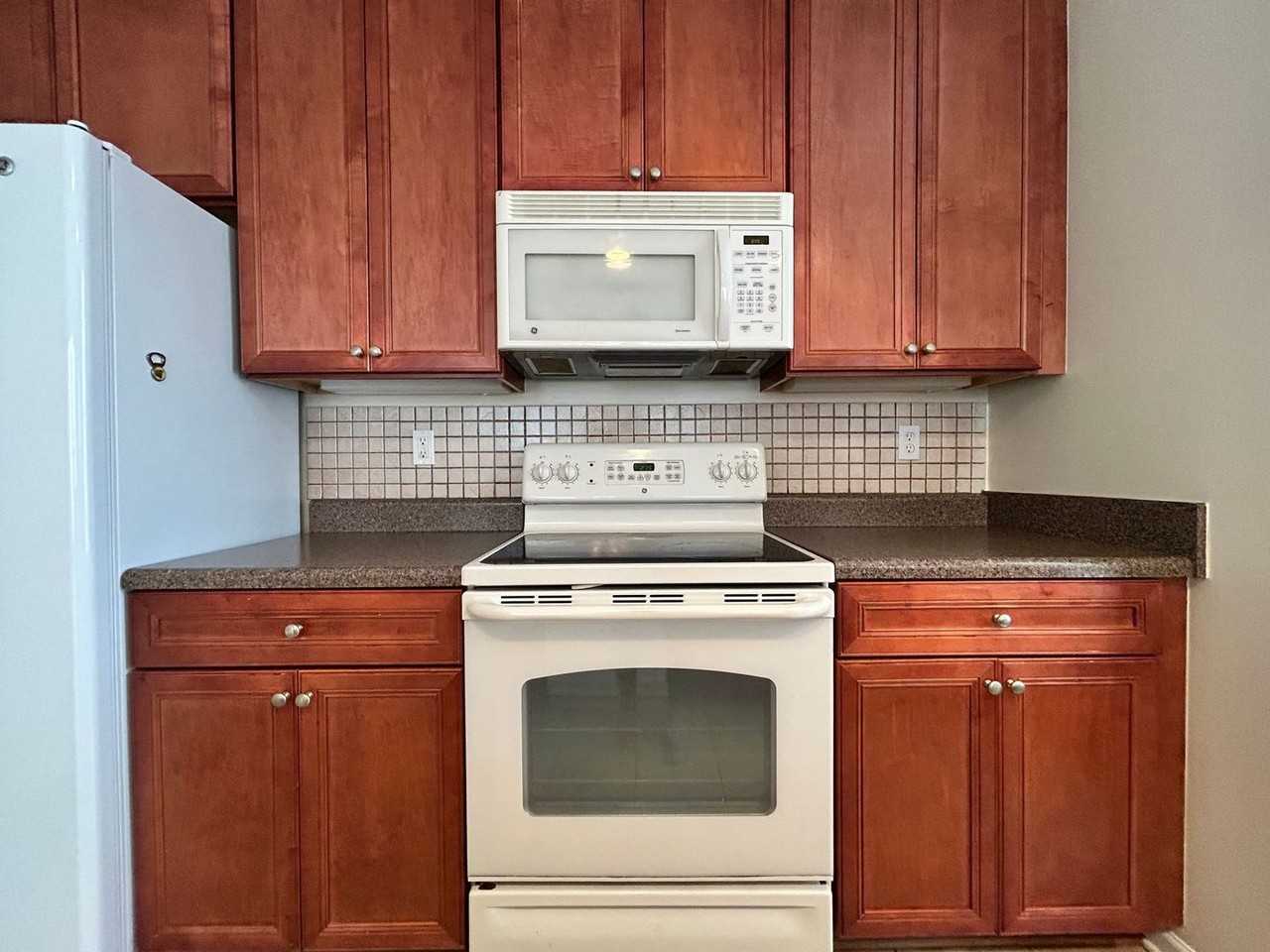 5329 Bramcote Pl - Photo 7 of 26