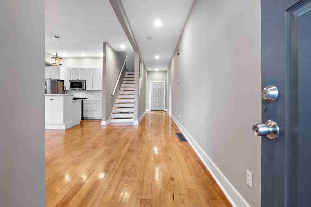 4348 Hartford St - Photo 3 of 45