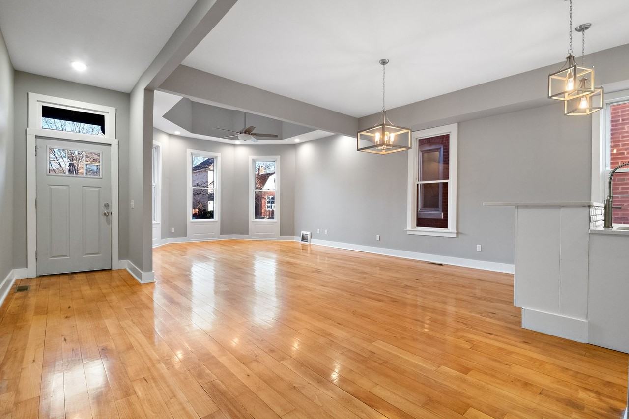 4348 Hartford St - Photo 4 of 45