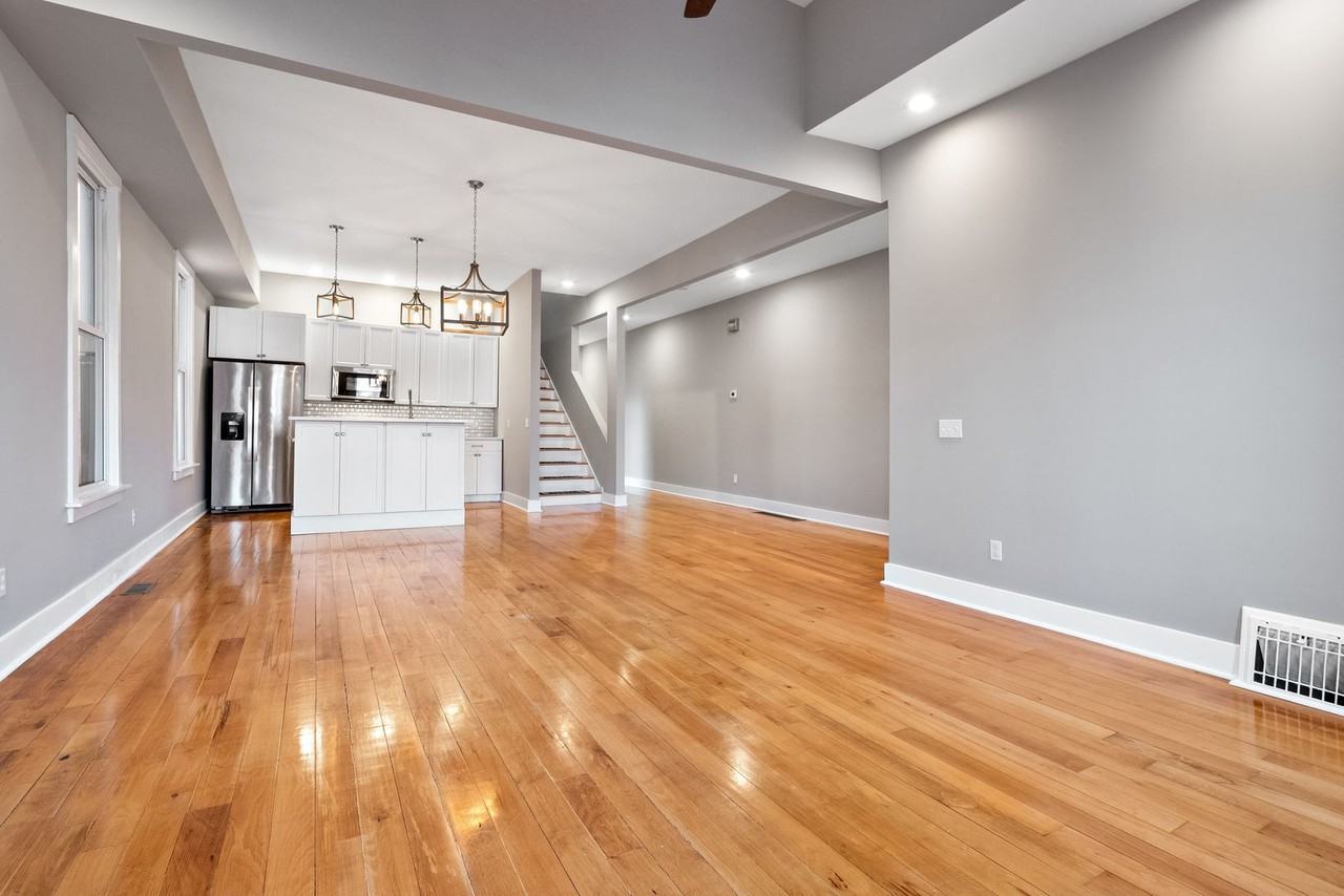 4348 Hartford St - Photo 7 of 45