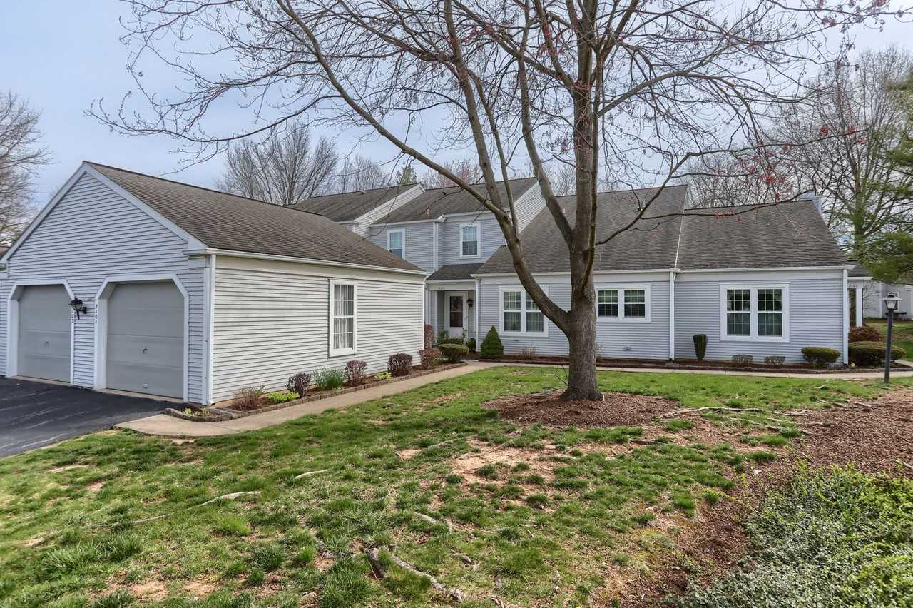 2101 Wexford Rd - Photo 2 of 40