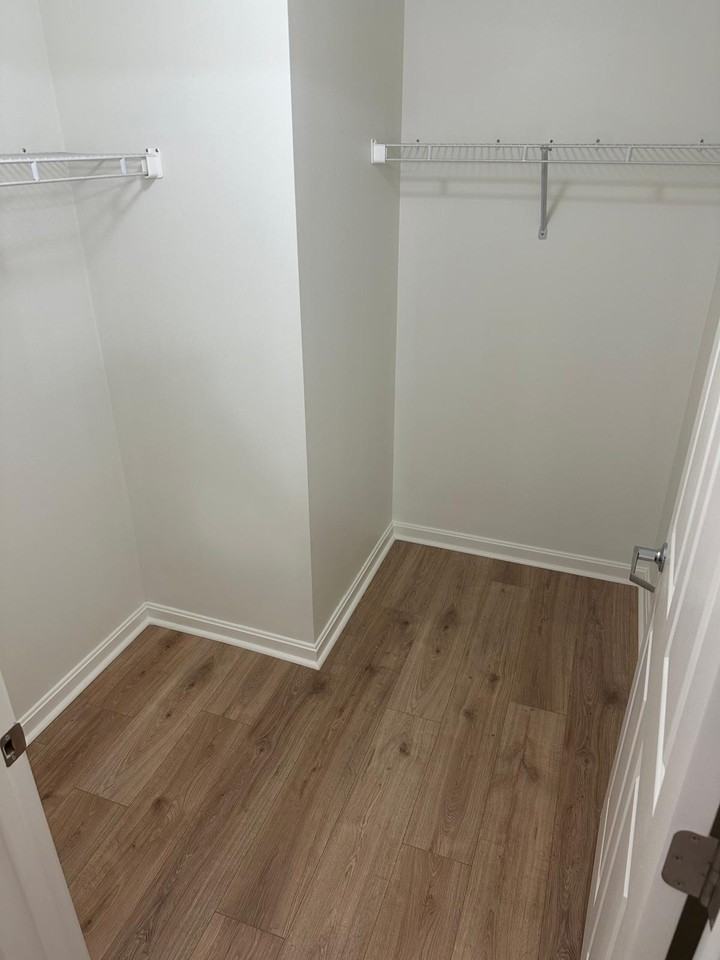 10639 Meeting Street - Photo 4 of 16