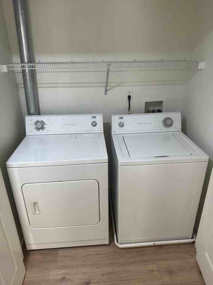 10639 Meeting Street - Photo 5 of 16