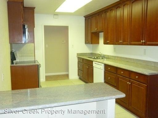 4629 Stratford Ave - Photo 3 of 7