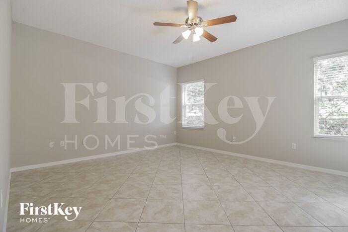 480 Acacia Tree Way - Photo 3 of 15