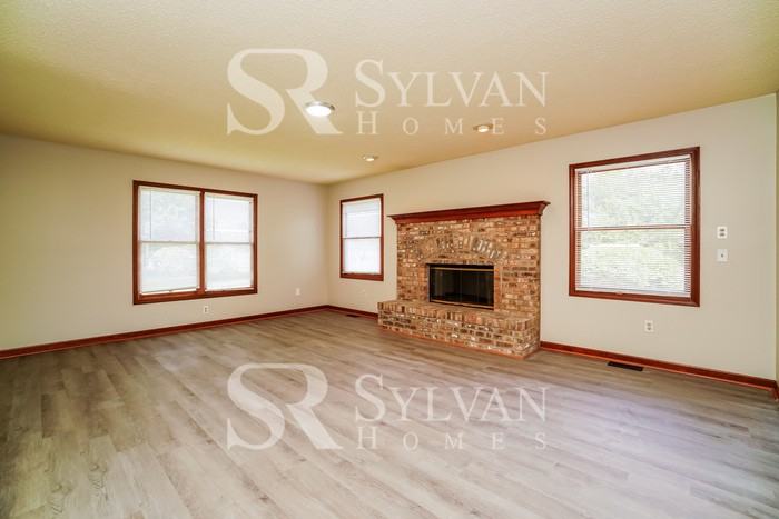 8138 Timothy Ln - Photo 2 of 15