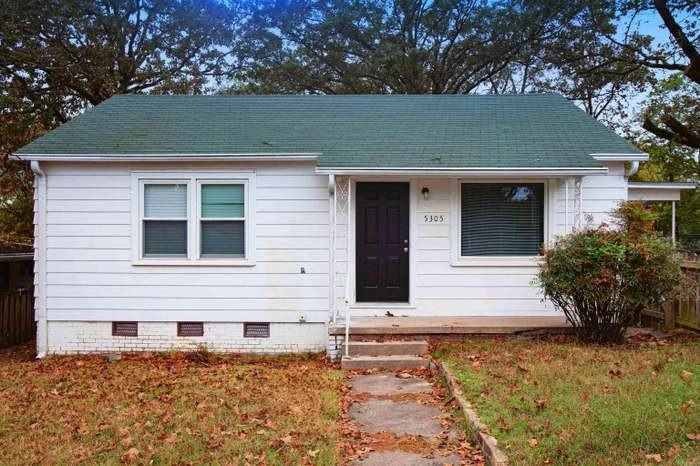 5305 Wood Street - Photo 2 of 10