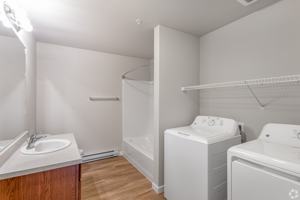 featured image of 3105 S Assembly Rd