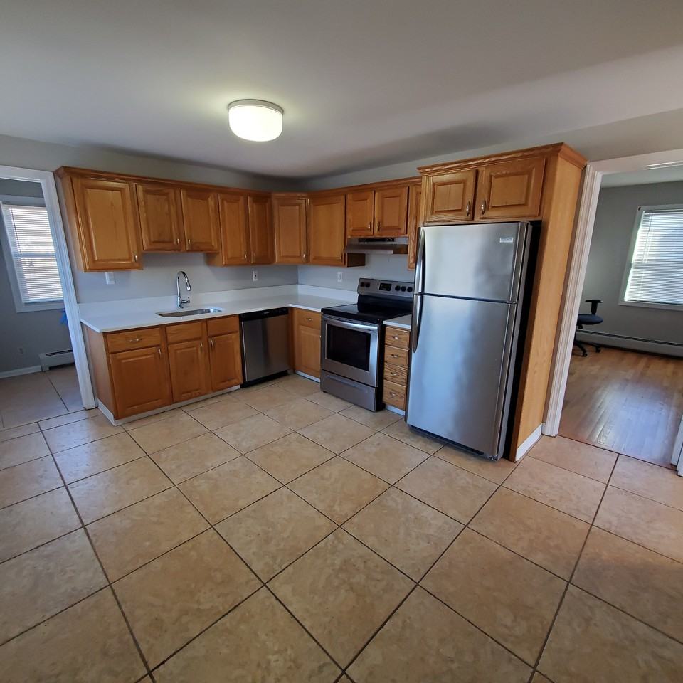 58 Pulaski St #3 - Photo 5 of 19