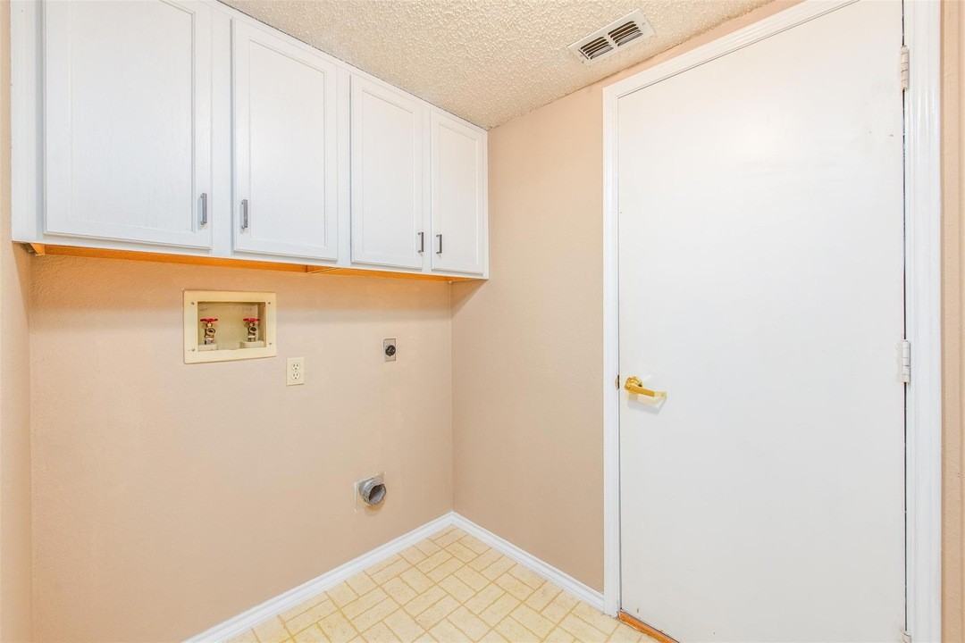 529 Lindly St #NA - Photo 2 of 20