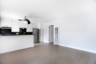 1413 HEMLOCK - Photo 1 of 1