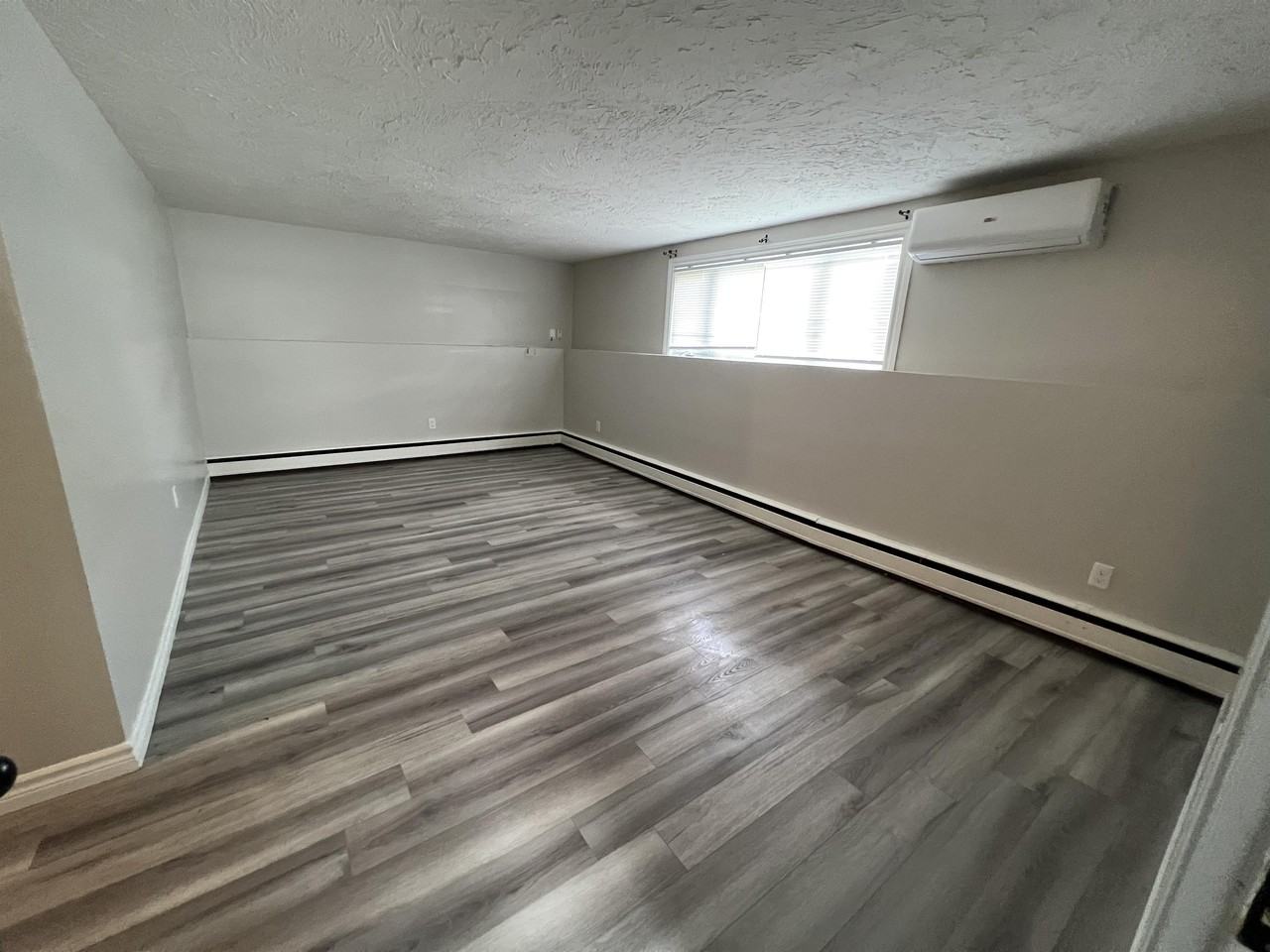 62 8th Streetunit 1 #1 - Photo 5 of 7