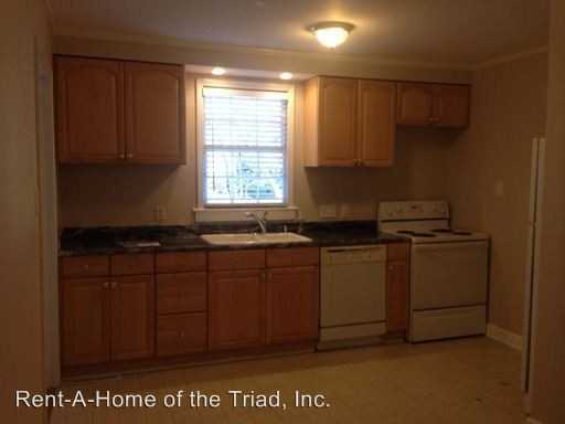 2019 Liberty Dr - Photo 3 of 12