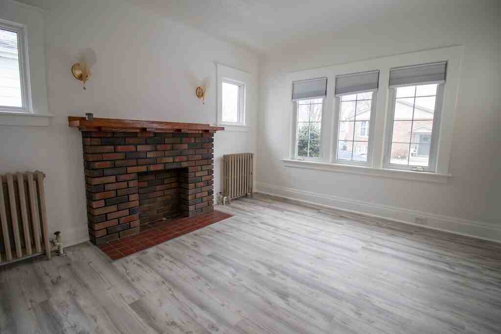 9 Water St - Photo 2 of 32