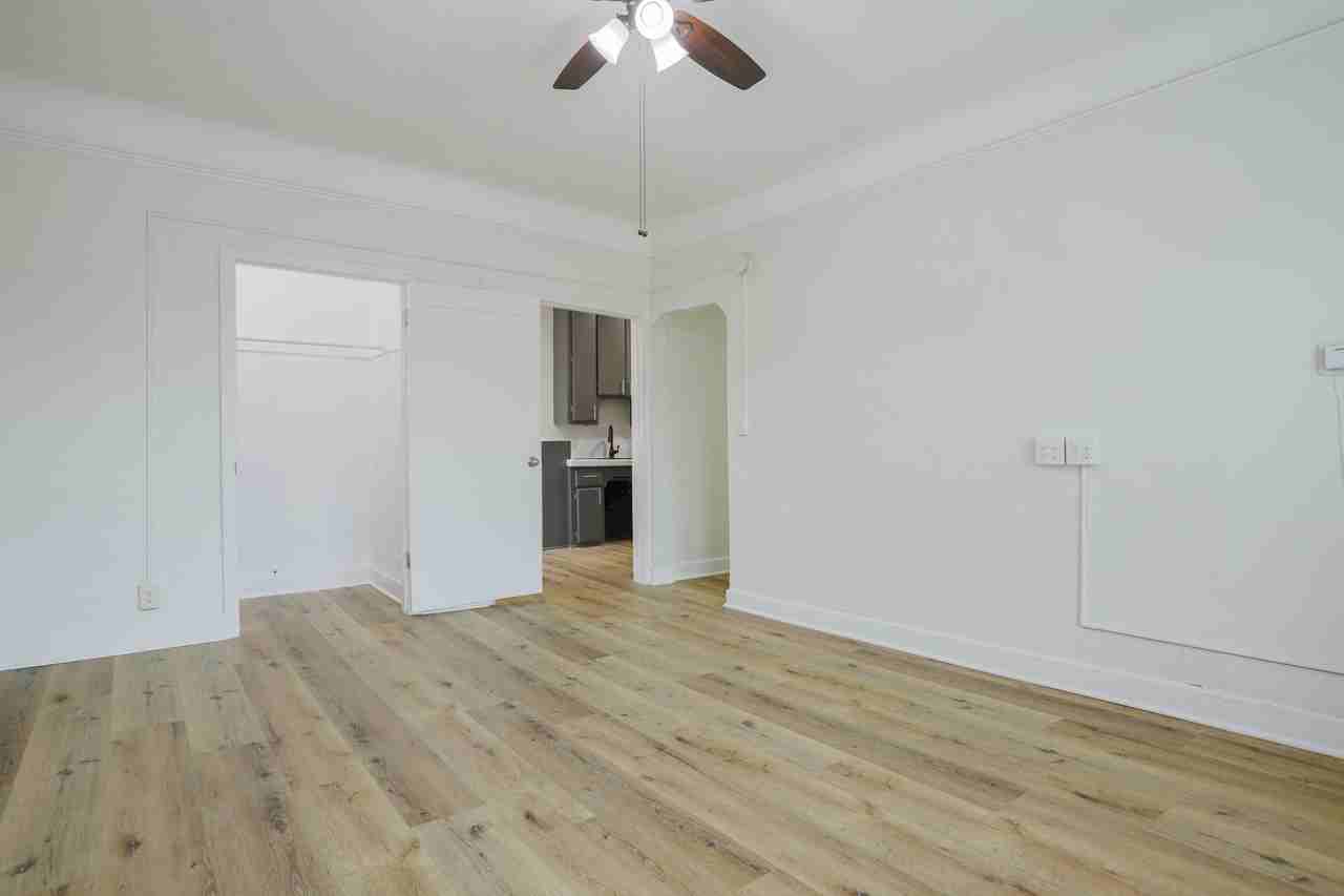 Cozy Studio with Amenities - Photo 3 of 10