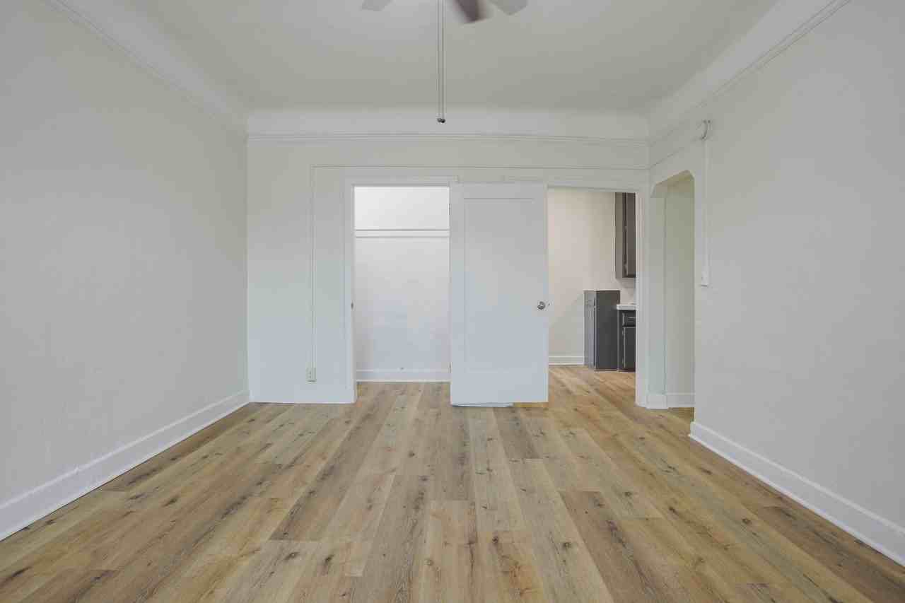 Cozy Studio with Amenities - Photo 4 of 10