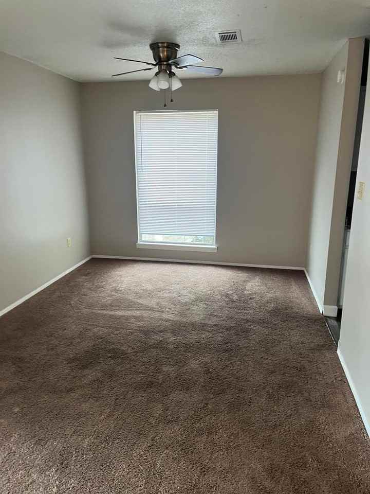 Chateau Apartments - Photo 2 of 8