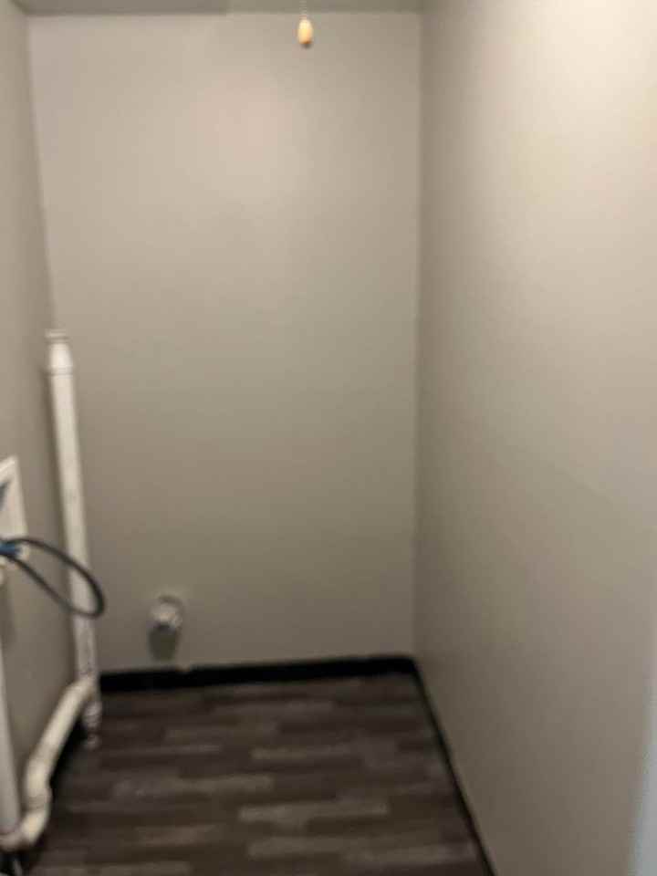 Chateau Apartments - Photo 4 of 8