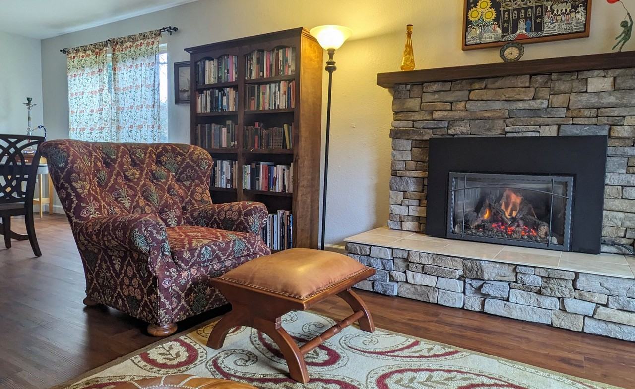 931 Hill St #20 - Photo 2 of 20