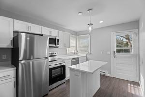 featured image of 207 Brandegee Ave