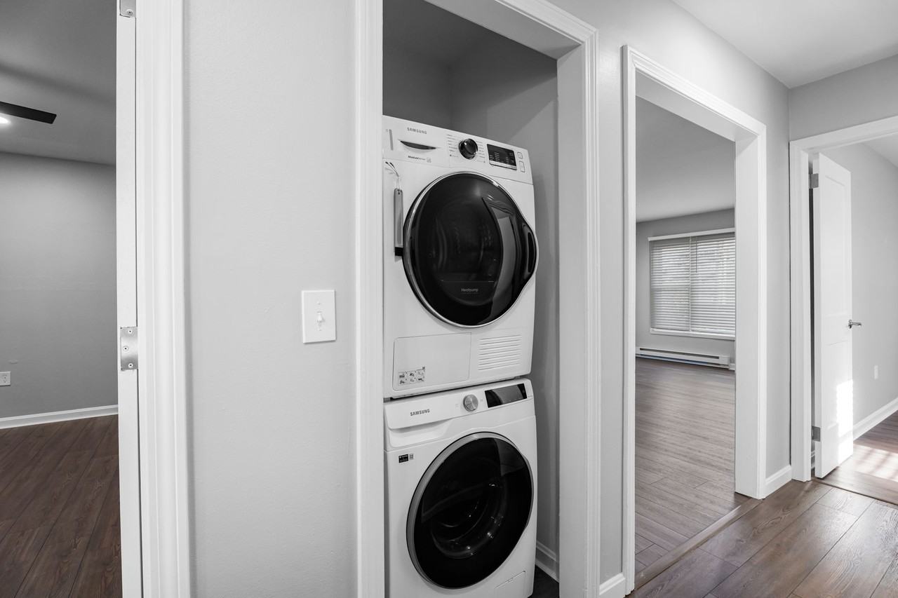 Camden Square - Photo 6 of 16