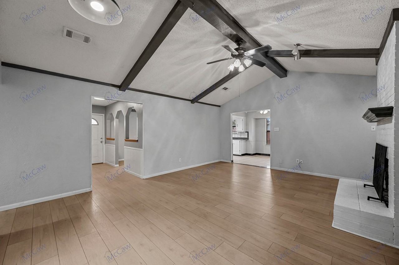 69 Lakewood Dr - Photo 3 of 21