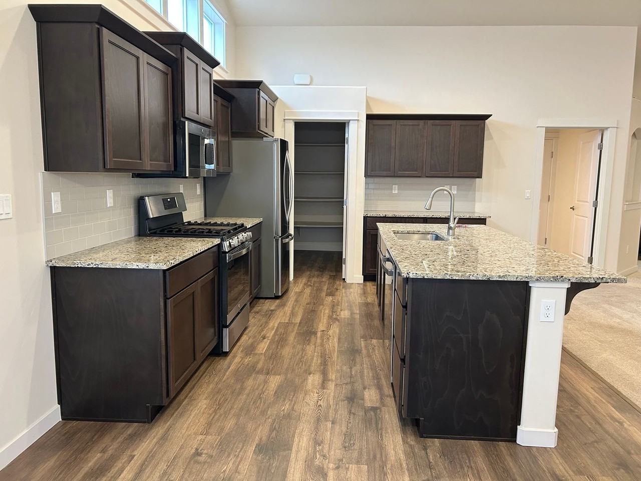 10365 W Thimbleberry Dr - Photo 5 of 28