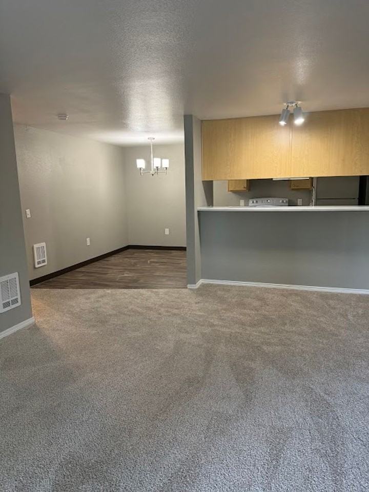 16928 Se Powell Blvd #40 - Photo 3 of 16