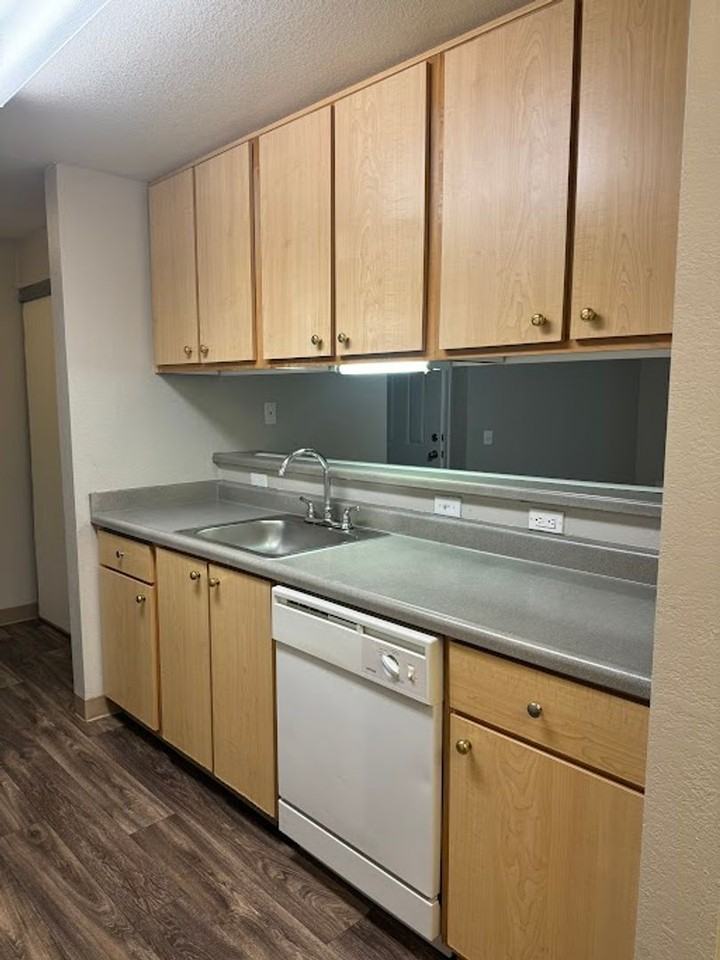 16928 Se Powell Blvd #40 - Photo 6 of 16