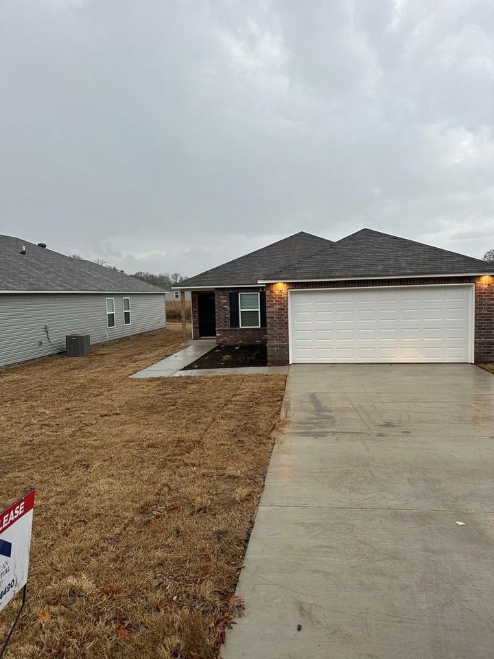 3255 E Main St - Photo 4 of 11