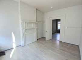 featured image of 221 S Pine St