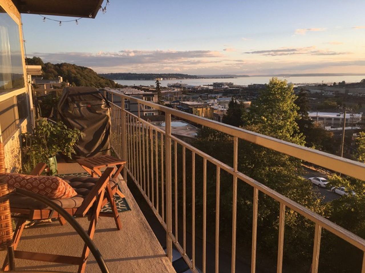 Fountain Court Apartments - Photo 2 of 2