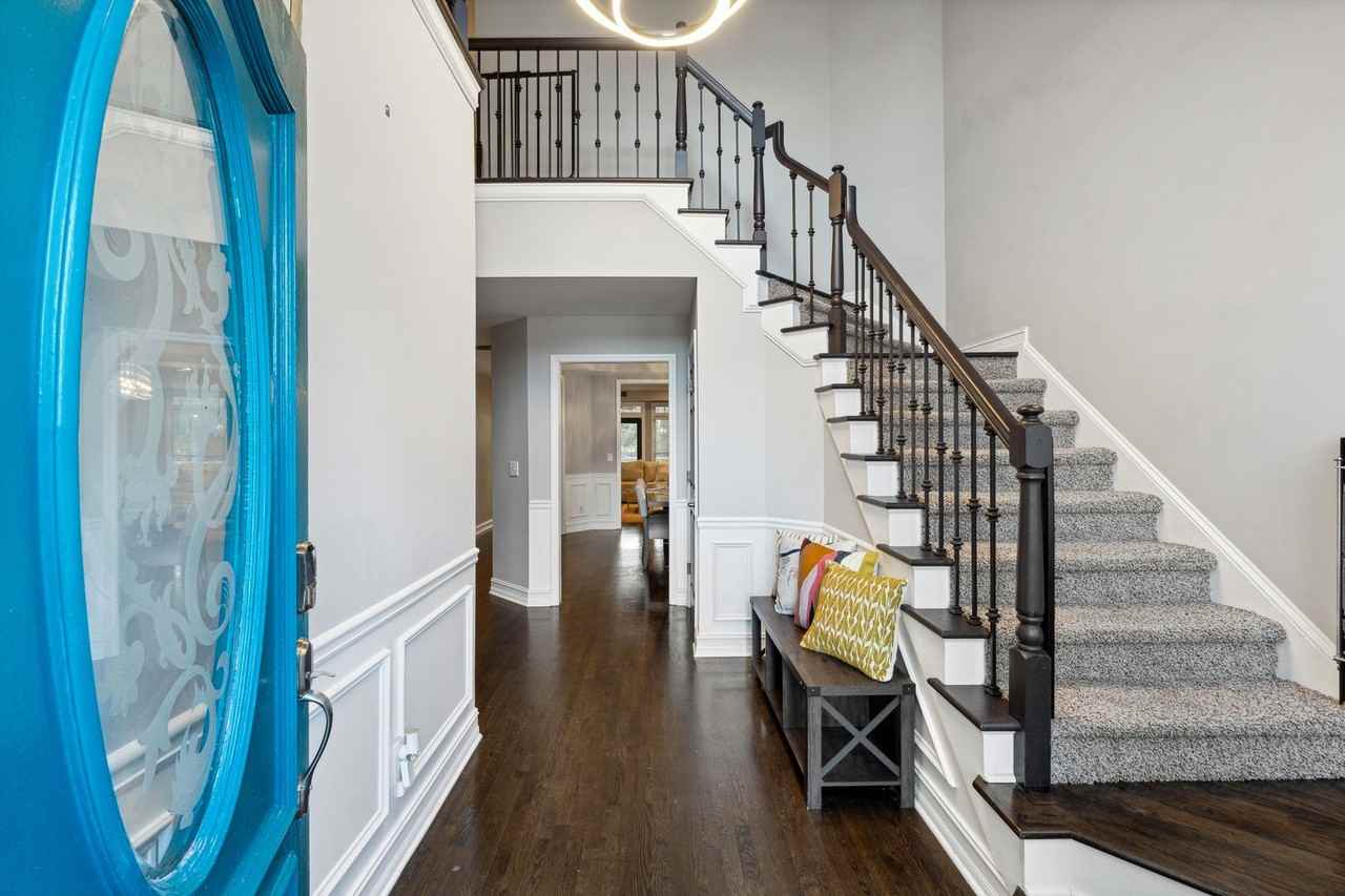 2230 Lenox Walk Ne - Photo 3 of 28