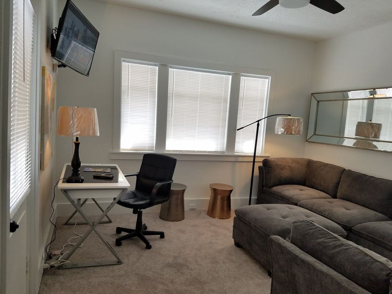 135 Page St Ne - Photo 4 of 29