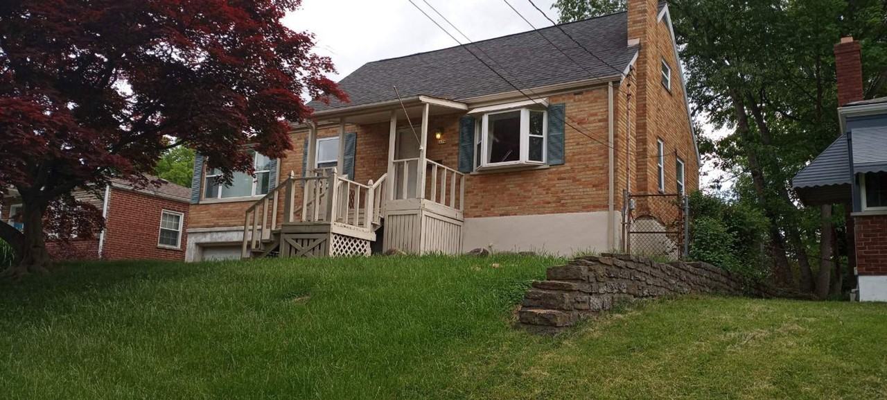 3970 Roswell Ave - Photo 2 of 25