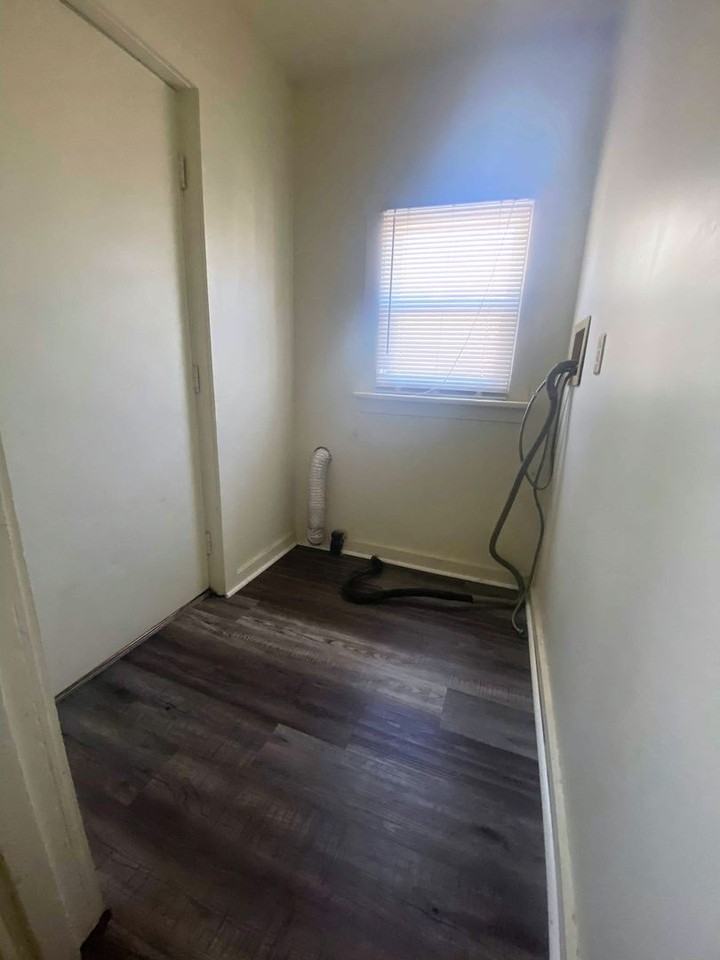 137 E Shannon Ave #B - Photo 6 of 10