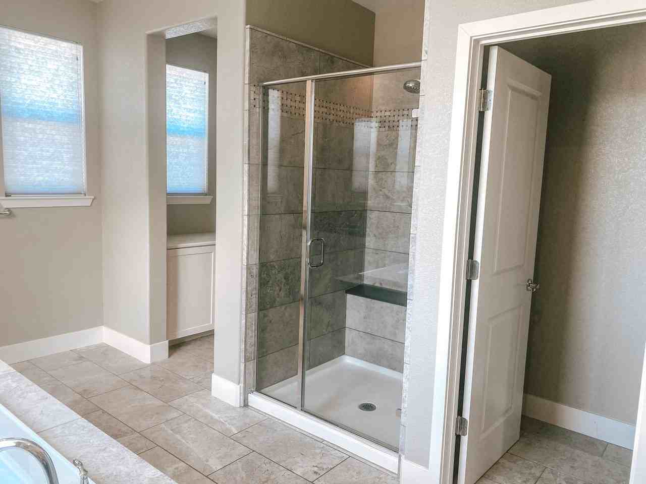 4151 Midlands Ct - Photo 3 of 20